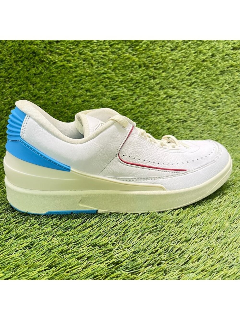 Nike Air Jordan 2 Retro Low Womens Size 12 Mens 10.5 White Blue Shoes Sneakers